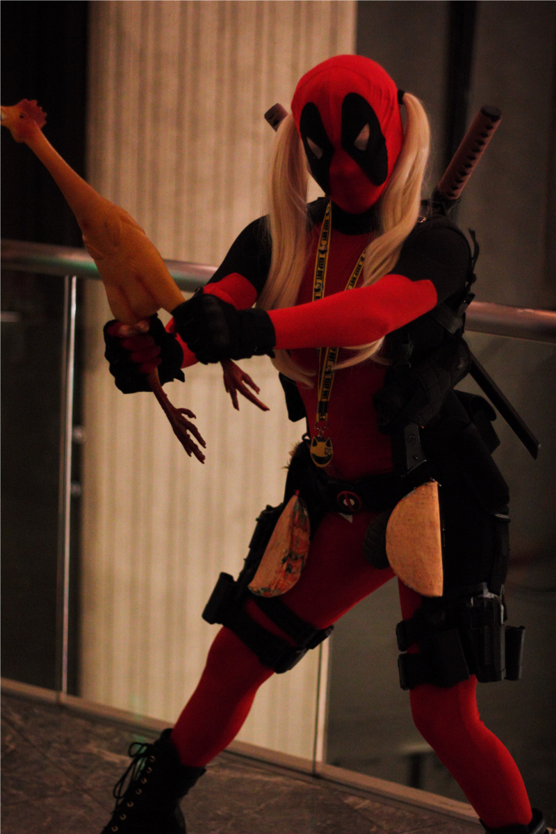 Illustration for article titled Dragon Con Day 0: Cosplayers Invade Atlanta